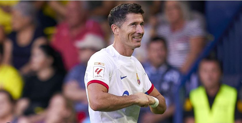 Barcelona fiton ndaj Osasunës, vendos Lewandowski