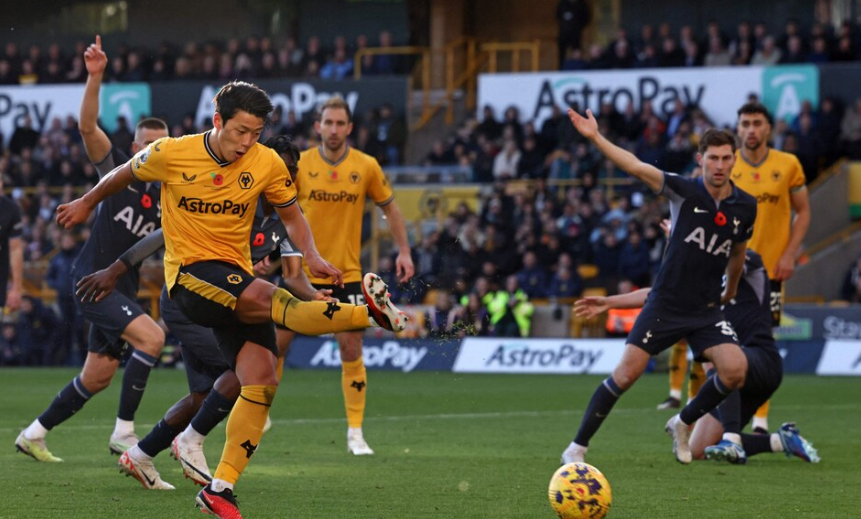 Wolves në një finish të ‘çmendur’ mposht Tottehamin