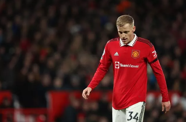 Donny van de Beek i afrohet Barcelonës