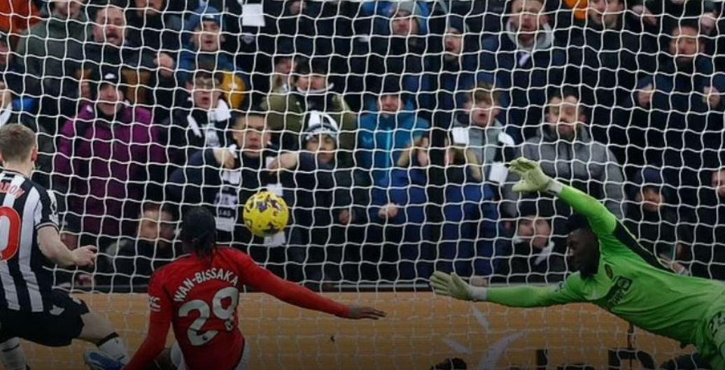 Vendos goli i Gordon, Man. United “bie” në “St. James’ Park”