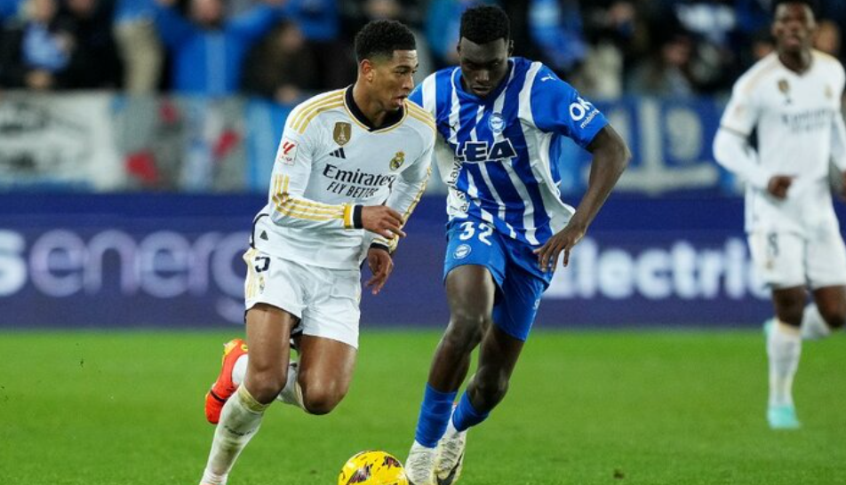 Real-i fiton me 10 lojtarë ndaj Alaves dhe merr kreun e La Liga-s, Mallorca përmbys Osasuna-n