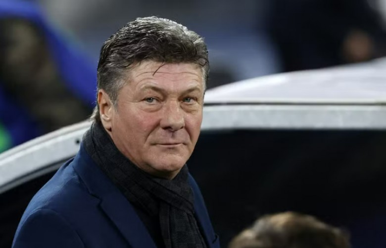 Mazzarri thotë se Napoli duhet të kalojë tutje në Champions League