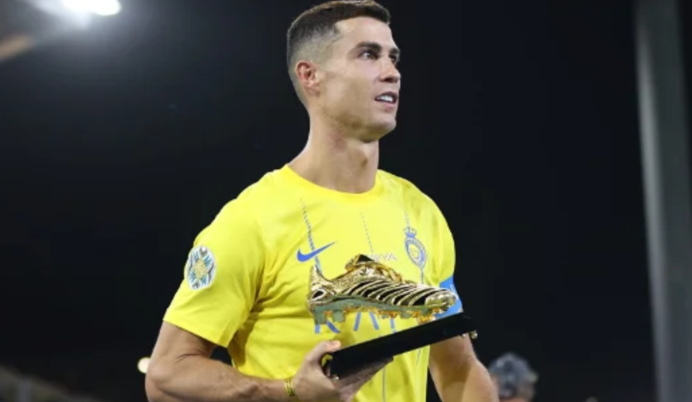 Ronaldo fiton “Këpucën e Artë”, “ylli” portugez realizoi 54 gola në 20023, më i miri në botë