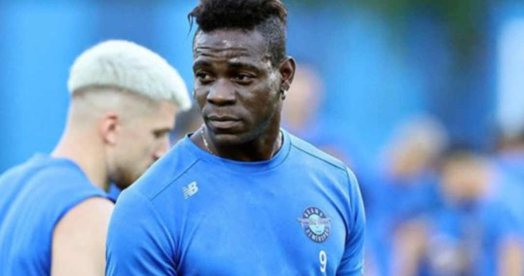 Nga “yll” në “dështim”, Balotelli kërkon rikthimin në Serie A