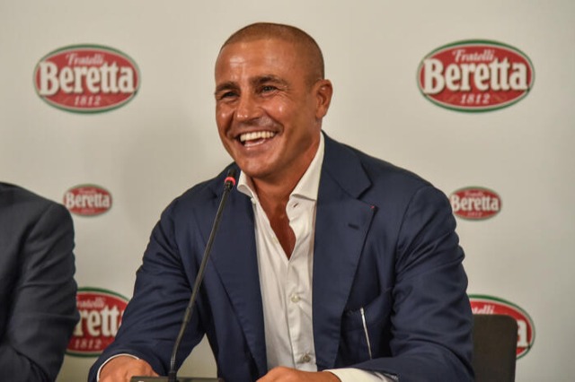 Cannavaro vetëofrohet për stolin e Napolit: Koha të kthehem në shtëpi