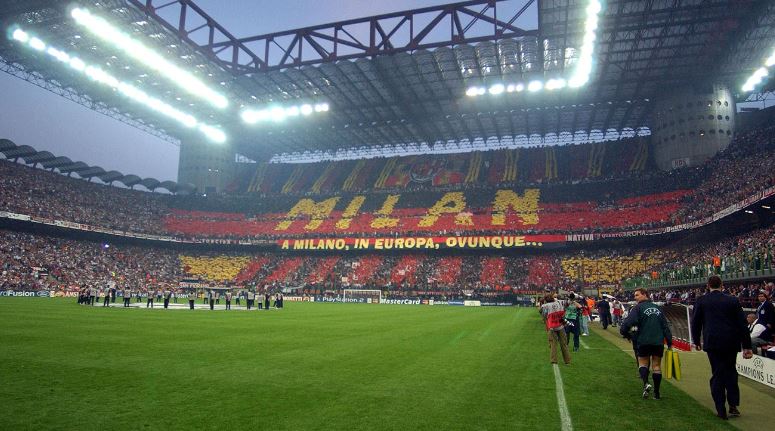 Milani pret në mbrëmje Romën, ja sa tifozë priten në “San Siro”