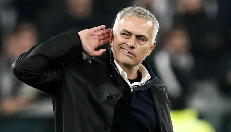 Mourinho gati t’i rikthehet punës: Jeta ime është futbolli