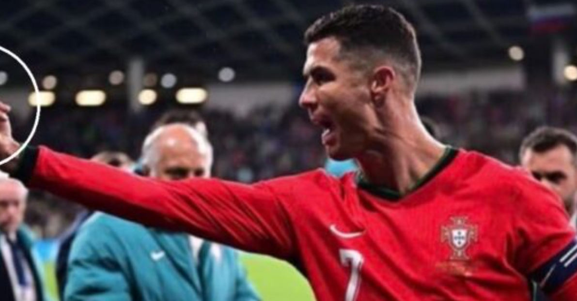 Ronaldo i papërmbajtshëm, bën gjest të pahijshëm ndaj gjyqtarit të katërt