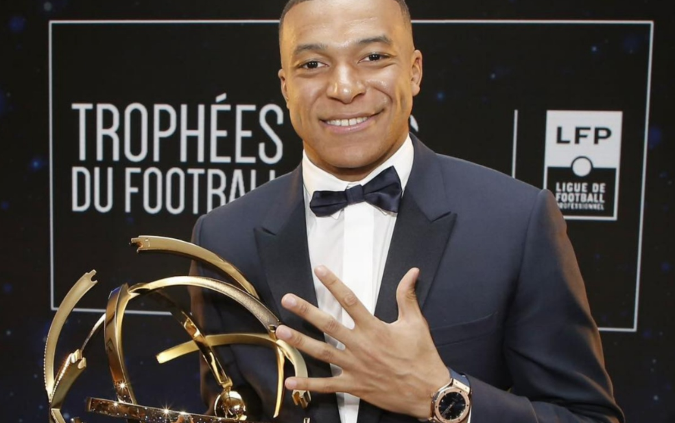 “Lojtari më i mirë i Sezonit”, Mbappe: Hapi i radhës është emocionues, largohem me kokën lart