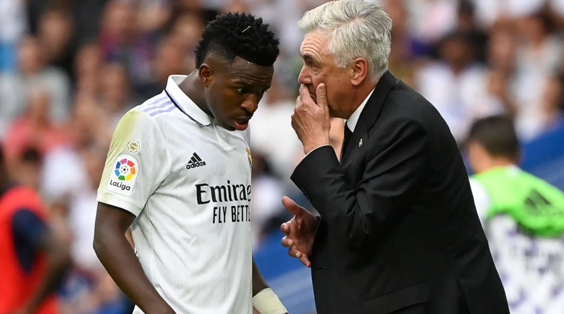 “Ky është momenti i Vinicius”, Ancelotti: E shoh shumë pranë Topit të Artë