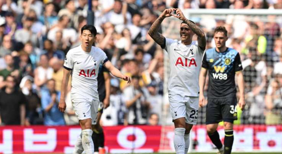 Tottenham mbetet në lojë për zonën Champions dhe fundos Burnley-n, Newcastle zhgënjen në shtëpi