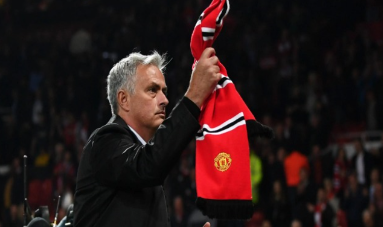 Mourinho dëshiron të kthehet te Manchester United