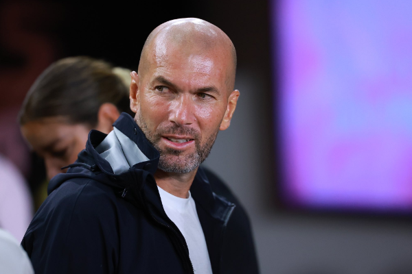 Kandidat për stolin e Bayernit, Zidane: Shpresoj të fitojë Reali