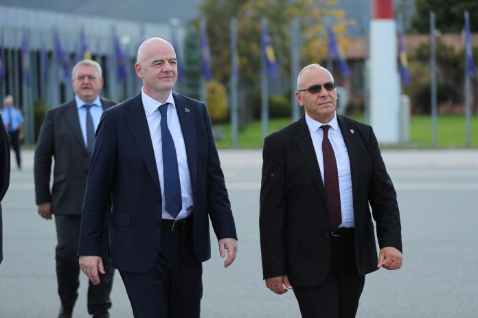 Infantino konfirmon punën e madhe që po bëhet në futbollin kosovar: FFK e ka shfrytëzuar shkëlqyeshëm programin FIFA Forward