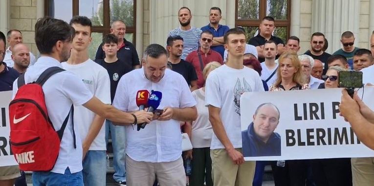 Protestë në Shkup, kërkohet lirimi i menjëhershëm i ish-ushtarit të UÇK-së, Blerim Ramadani