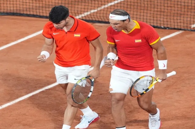 Rafael Nadal dhe Carlos Alcaraz dyshja ikonike e “Paris 2024”