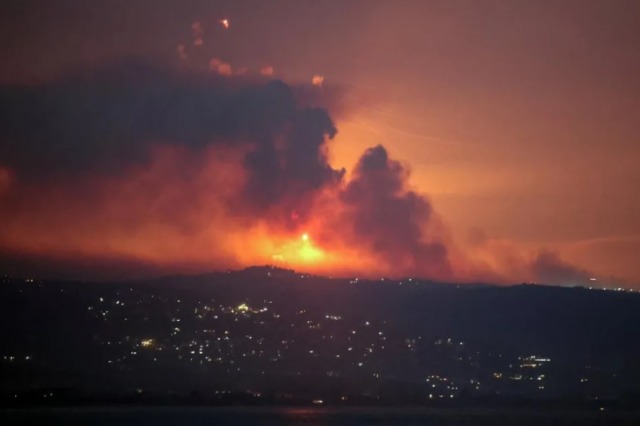 Izraeli nis sulmet në Liban, Hezbollahu përgjigjet duke lëshuar qindra raketa