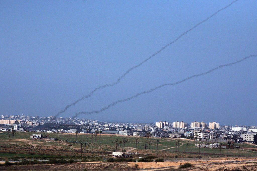 Hamasi lëshon raketa drejt Izraelit nga Gaza, për herë të parë që nga maji