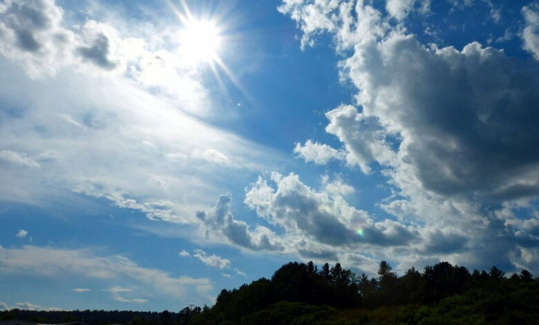 Moti sot, me vranësira të shpërndara dhe ulje të temperaturave