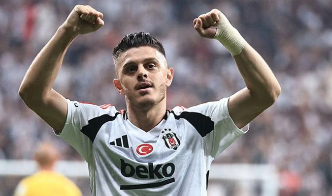 Shënoi golin e fitores për Besiktas, Rashica në formacionin e javës