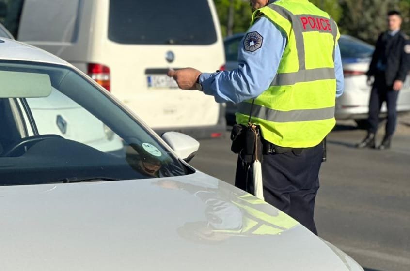 Rreth 2 mijë gjoba trafiku për një ditë në Kosovë