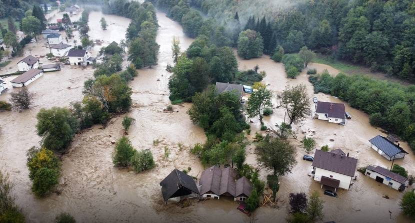 Bosnjë e Hercegovinë, 14 të vdekur pas përmbytjeve nga reshjet e shiut