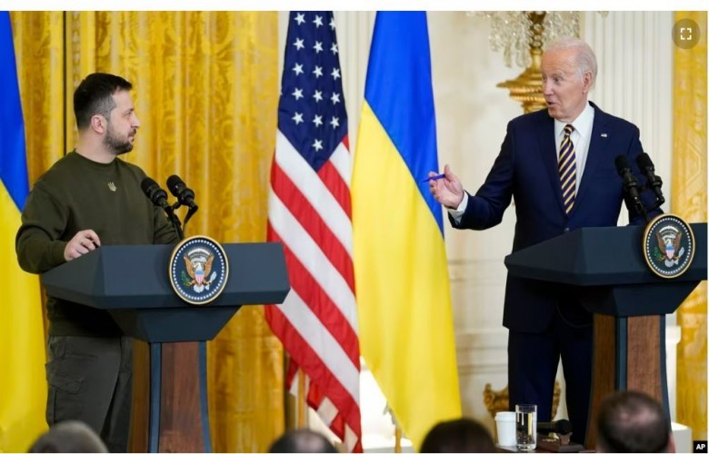 Biden njofton paketën e re prej 425 milionë dollarësh për Ukrainën