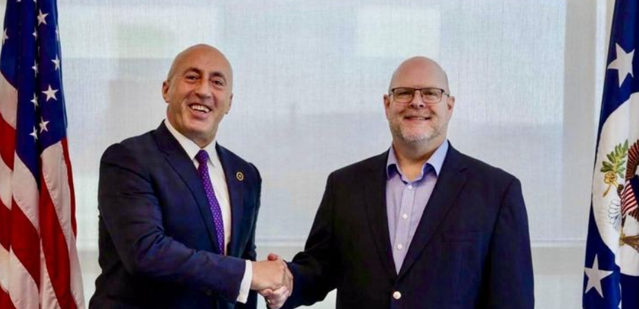 Haradinaj takon ambasadorin amerikan, konfirmon angazhimin për anëtarësimin direkt të Kosovës në NATO