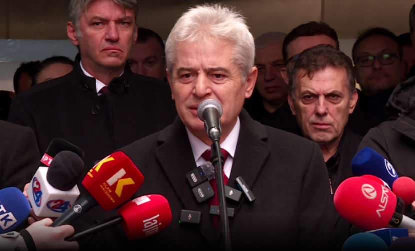 Ahmeti para Gjykatës Kushtetuese: Të mos merren vendime të njëanshme