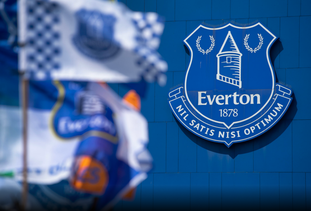 Miliarderi amerikan blen klubin e Evertonit