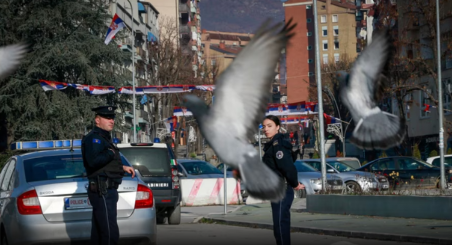 Përçarje dhe propagandë: Kush janë aktorët e huaj që duan ta minojnë demokracinë e Kosovës?