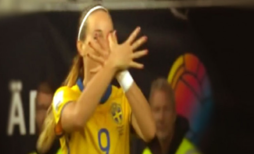 Kosovare Asllani shënon kundër Serbisë