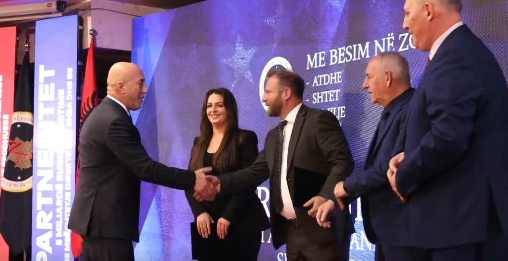 Haradinaj nominon kandidatët për deputetë nga Prishtina