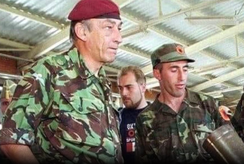 “Gjeneral jam me gradë edhe nga UÇK edhe nga NATO, por juve ua hoqa maskat”, Haradinaj i kundërpërgjigjet Gërvallës