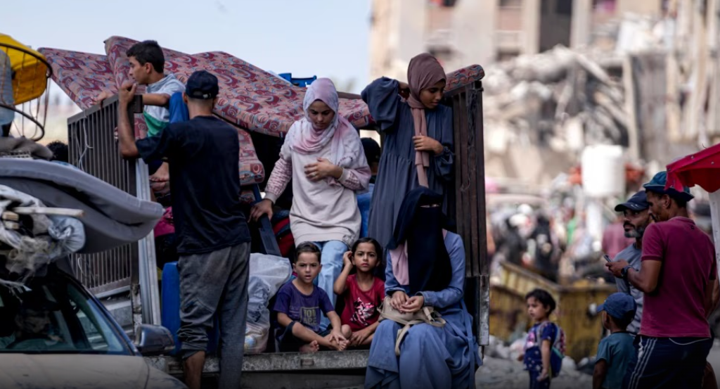 Mijëra palestinezë kthehen në veri të Gazës pas marrëveshjes për pengjet