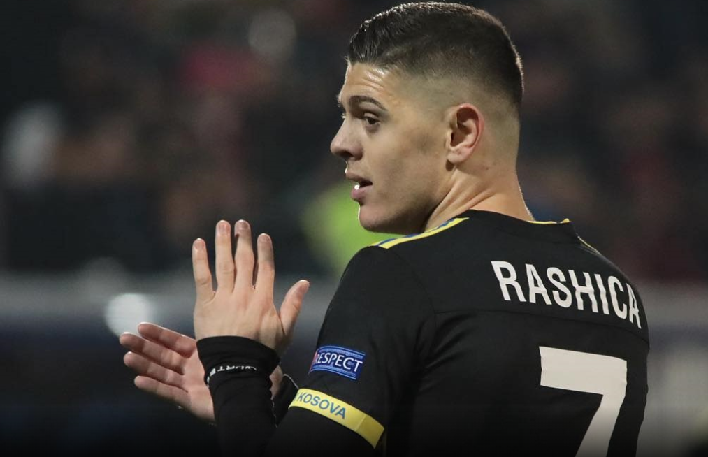 Rashica rikthehet në Angli, e kërkojnë disa klube