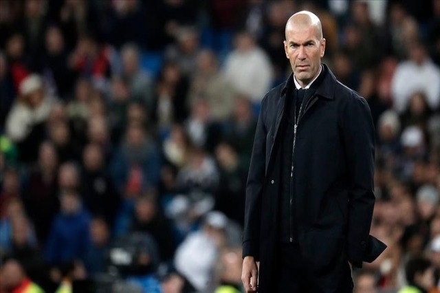 Zidane, favoriti kryesor për të pasuar Deschamps në stolin e Francës