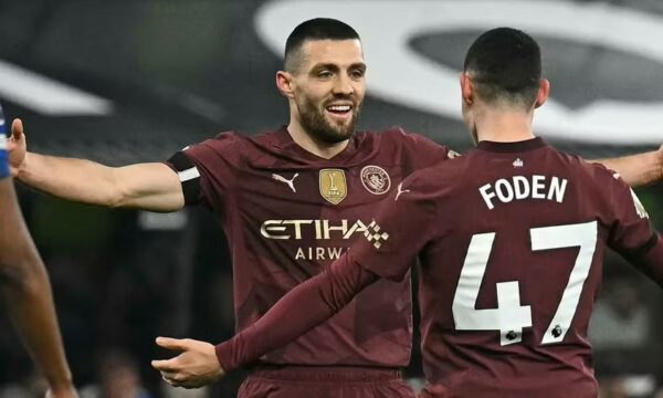 Man City kthehet fuqishëm, e “demolon” Ipswich Town