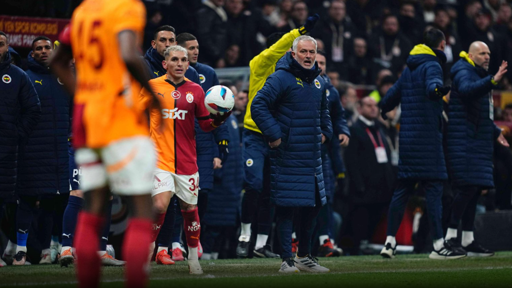 Mourinho rrezikon 10 ndeshje pezullim