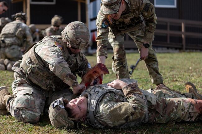 Ushtarët amerikanë në Kampin Bondsteel trajnohen për shpëtimin e jetëve