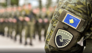 Pas policëve dhe zjarrfikësve, edhe ushtarët e FSK-së pa pagesë për orët shtesë tri muaj me radhë