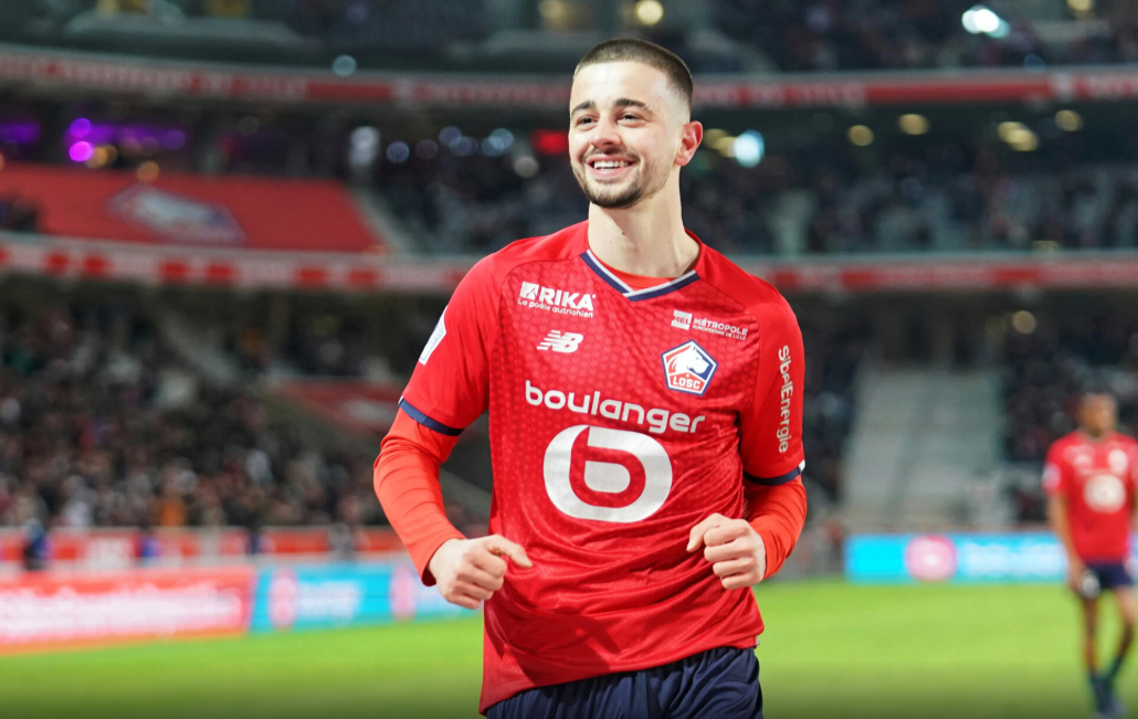 Mediet franceze: PSG-ja mund ta transferoj gjatë verës Zhegrovën Mediet franceze: PSG-ja mund ta transferoj gjatë verës Zhegrovën