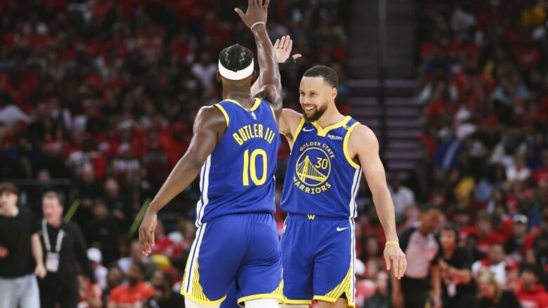 GSW marrin epërsinë në fushën e Rockets, Boston dhe Cleveland marrin fitoret e para GSW marrin epërsinë në fushën e Rockets, Boston dhe Cleveland marrin fitoret e para