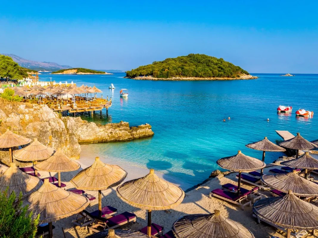 Media irlandeze “RSVP Live”: Turistët zgjedhin Shqipërinë si destinacionin më të mirë për të vizituar këtë verë Media irlandeze “RSVP Live”: Turistët zgjedhin Shqipërinë si destinacionin më të mirë për të vizituar këtë verë