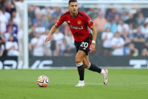 Finalja e Europa League, mundësi për të shpëtuar sezonin, thotë Dalot