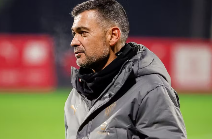 Zyrtare: AC Milan shkarkon Conceicao-n, rikthehet Allegri Zyrtare: AC Milan shkarkon Conceicao-n, rikthehet Allegri