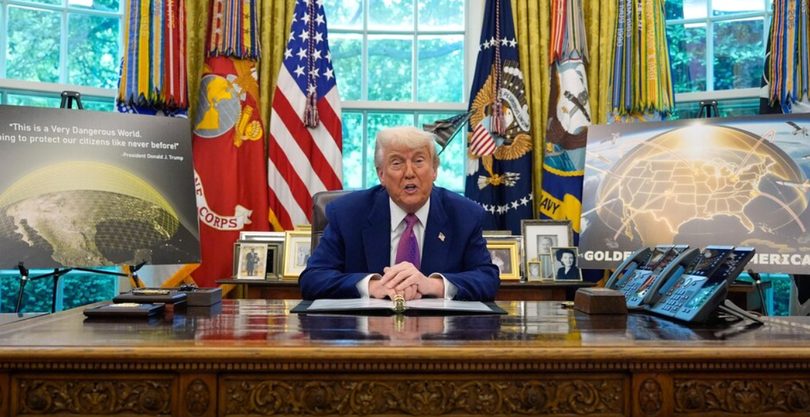 Trump njofton sistemin mbrojtjes “Kupola e Artë” prej 175 miliardë dollarësh Trump njofton sistemin mbrojtjes “Kupola e Artë” prej 175 miliardë dollarësh