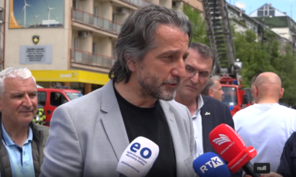 Rama: Rruga “Adem Ramadani” hapet nesër, për punën e tunelit e nënkalimit po bllokohemi nga Qeveria Rama: Rruga “Adem Ramadani” hapet nesër, për punën e tunelit e nënkalimit po bllokohemi nga Qeveria