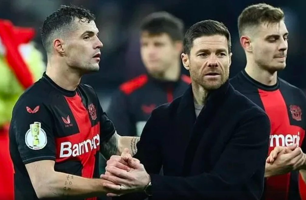 Xhaka, Alonsos: Trajner, faleminderit për gjithçka Xhaka, Alonsos: Trajner, faleminderit për gjithçka