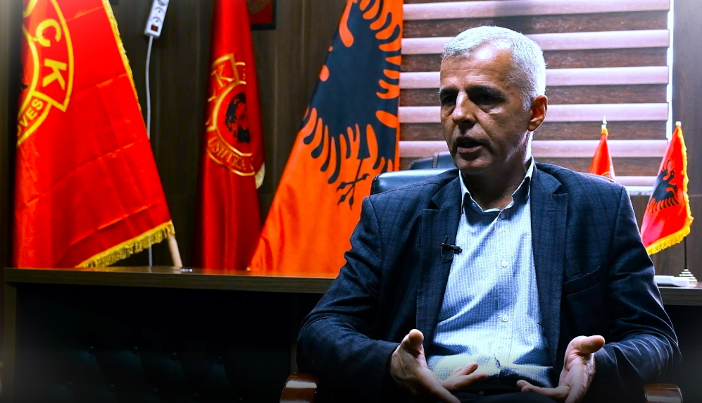 Klinaku, Kurtit: Kur je duke humbur dhe s’e ndërron lojtarin, tifozët mund ta braktisin stadiumin Klinaku, Kurtit: Kur je duke humbur dhe s’e ndërron lojtarin, tifozët mund ta braktisin stadiumin